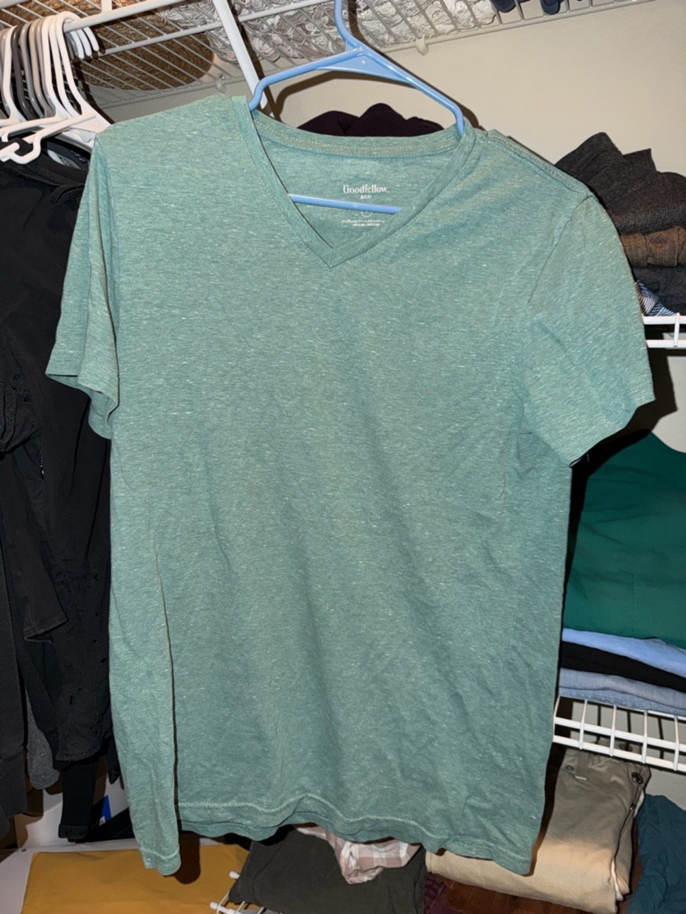 Goodfellow & Co Men's V-Neck T-Shirt - Heather Green